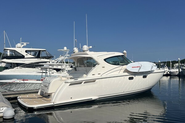2013 Tiara Yachts 4500 Sovran