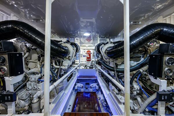 Viking 64 - Big Blue - Engine Room