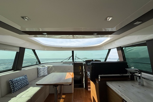 2016 Tiara Yachts 44