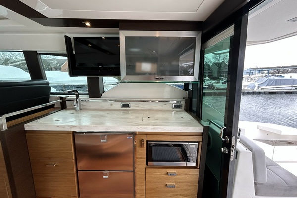 44ft Tiara Yachts Yacht For Sale