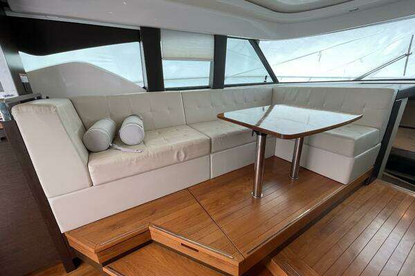 Tiara Yachts C44 Coupe Yacht For Sale