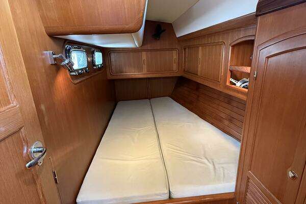 Outbound  Yacht For Sale