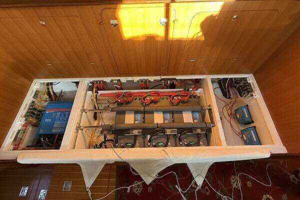 Outbound  Yacht For Sale