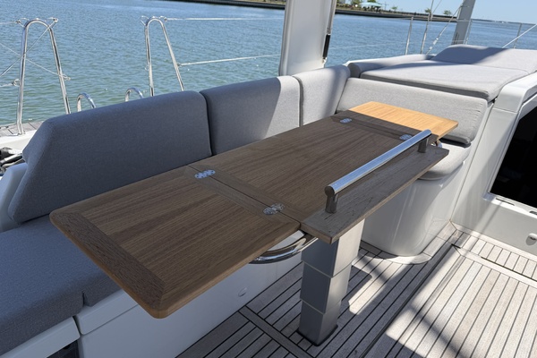 Circe 54ft Beneteau Yacht For Sale