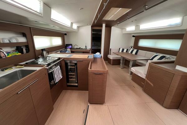 Circe 54ft Beneteau Yacht For Sale