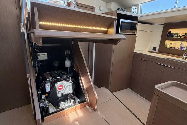 Circe 54ft Beneteau Yacht For Sale