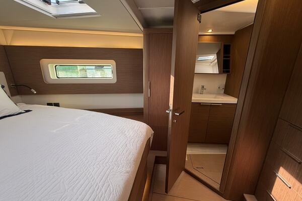 Circe 54ft Beneteau Yacht For Sale