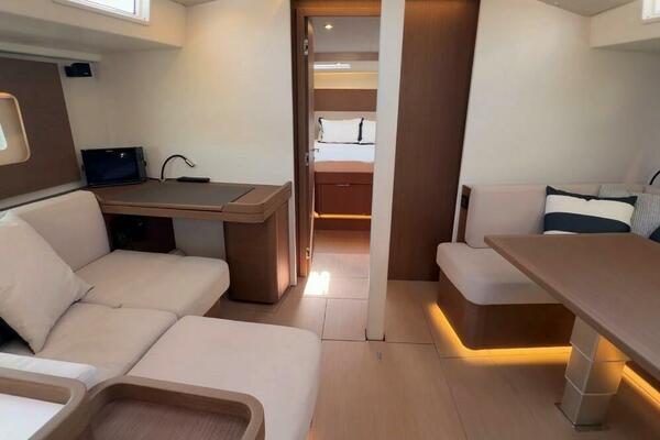 Circe 54ft Beneteau Yacht For Sale