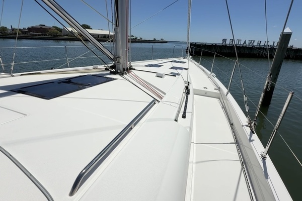 Circe 54ft Beneteau Yacht For Sale