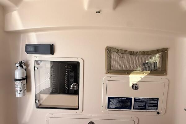 REPOWERED 33ft Grady White Yacht For Sale