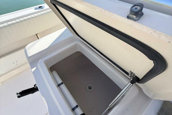 REPOWERED 33ft Grady White Yacht For Sale