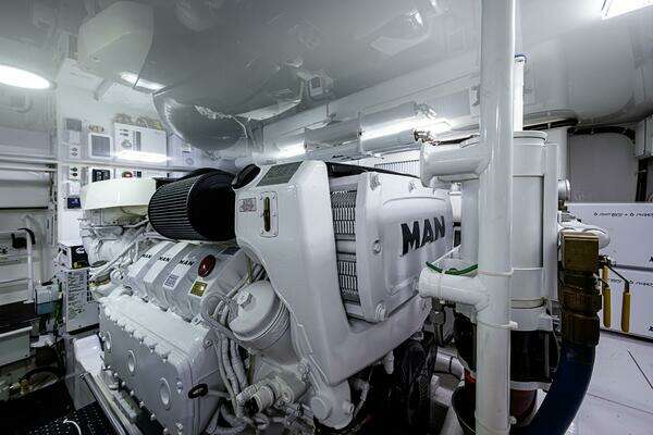 Viking Sport Tower Yacht For Sale