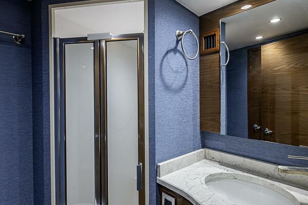 Viking 48 - Salty Soul - Head