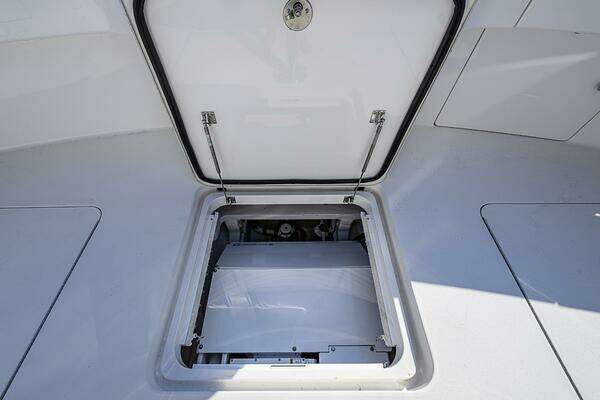 Viking Sport Tower Yacht For Sale