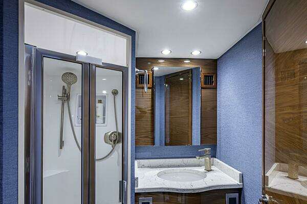 Viking Sport Tower Yacht For Sale