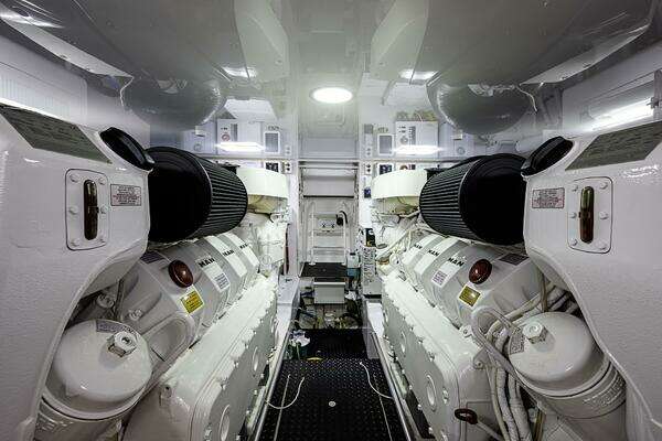 Viking Sport Tower Yacht For Sale