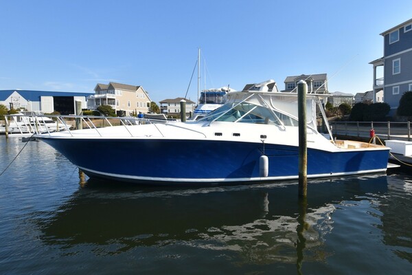 1998 Cabo 45 Express Fisherman