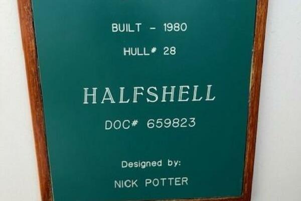 HALF SHELL 40ft Dyer Yacht For Sale
