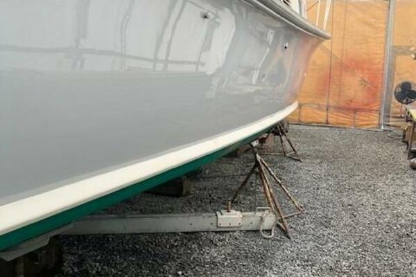 HALF SHELL 40ft Dyer Yacht For Sale