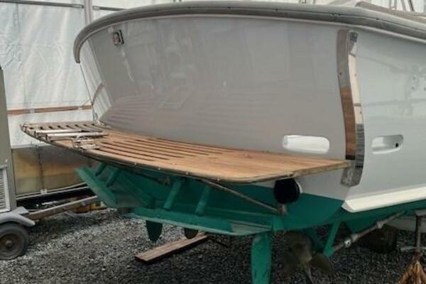 HALF SHELL 40ft Dyer Yacht For Sale
