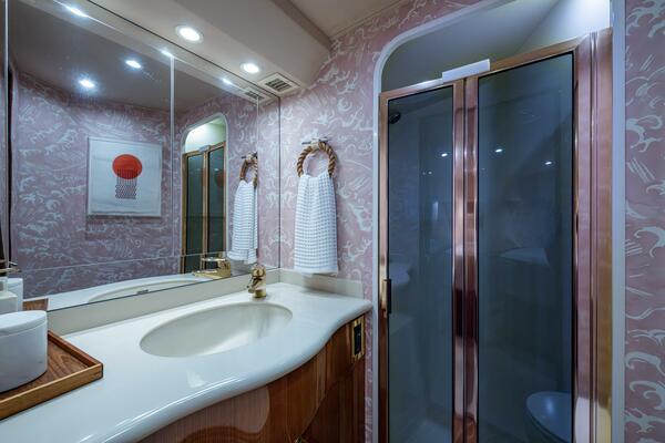 Viking 48 - Sweet Melissa - Master Stateroom Head