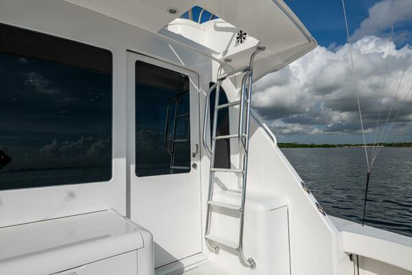 Viking 48 - Sweet Melissa - Cockpit