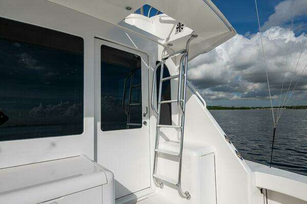 Viking Convertible Yacht For Sale