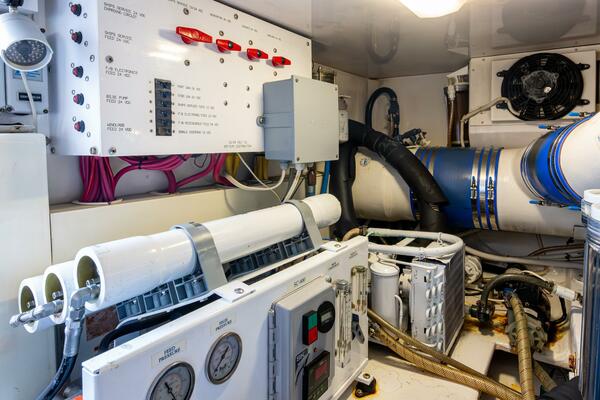 Viking 48 - Sweet Melissa - Engine Room