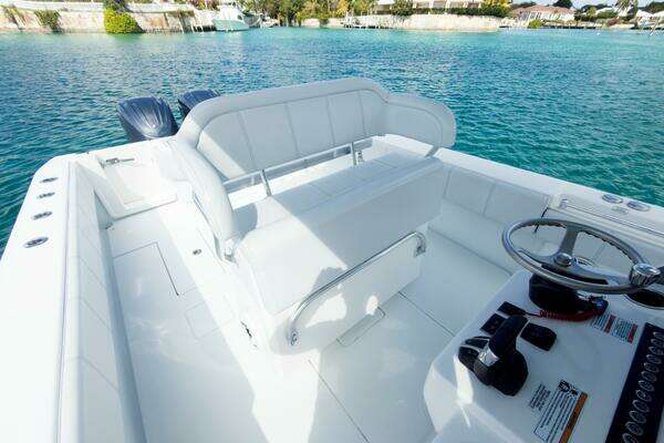 Contender 32 ST Yacht For Sale