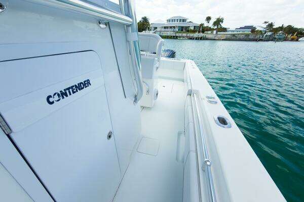 Contender 32 ST Yacht For Sale