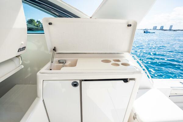 Blue Pearl 42ft Tiara Yachts Yacht For Sale