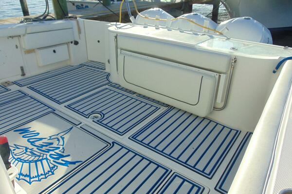 HOOKEN UP 39ft Stamas Yacht For Sale
