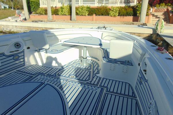 HOOKEN UP 39ft Stamas Yacht For Sale