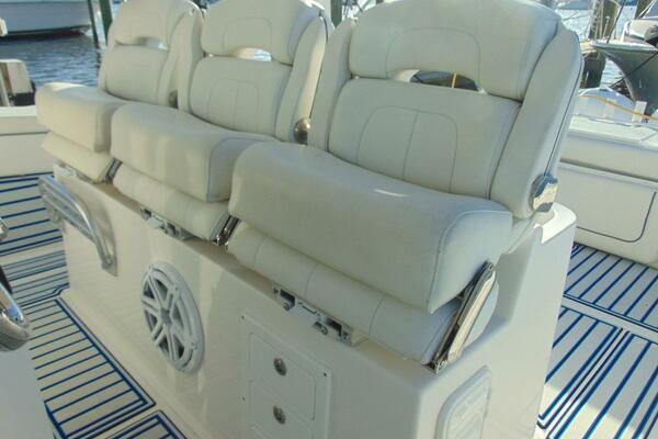 HOOKEN UP 39ft Stamas Yacht For Sale