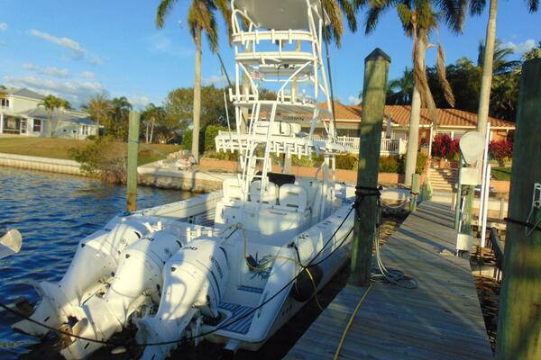 HOOKEN UP 39ft Stamas Yacht For Sale