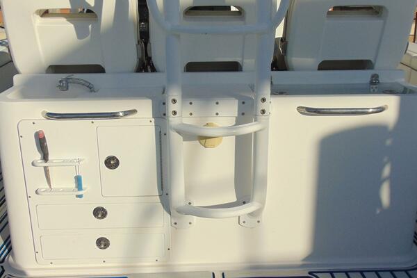 HOOKEN UP 39ft Stamas Yacht For Sale