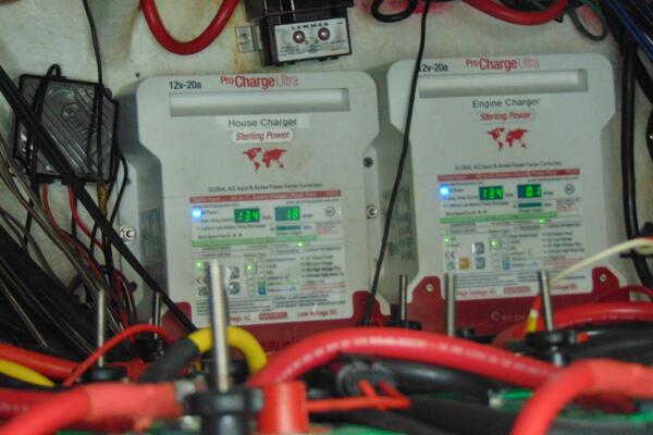 HOOKEN UP 39ft Stamas Yacht For Sale