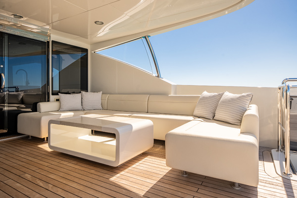 120ft Ocean Alexander Yacht For Sale