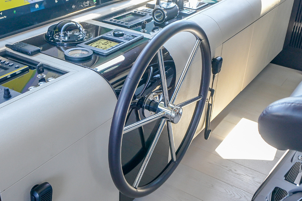 120ft Ocean Alexander Yacht For Sale