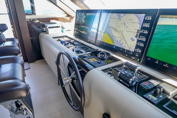 120ft Ocean Alexander Yacht For Sale