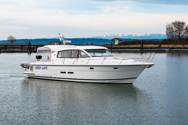 Crazy Love 40ft Nimbus Yacht For Sale