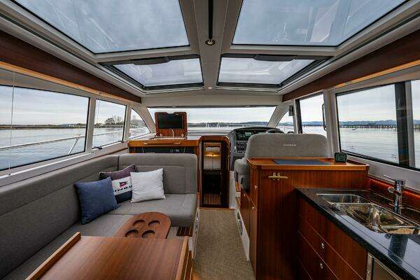 Nimbus 405C Yacht For Sale