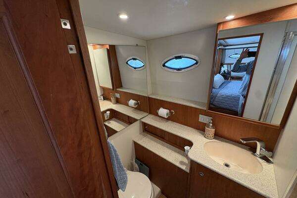 Silverton 453 Motor Yacht Yacht For Sale