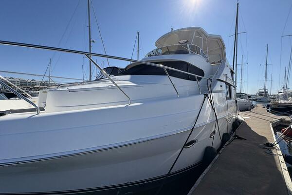 LOLA S ARK III 45ft Silverton Yacht For Sale