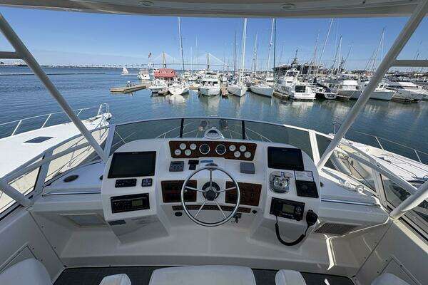 Silverton 453 Motor Yacht Yacht For Sale