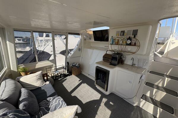 LOLA S ARK III 45ft Silverton Yacht For Sale