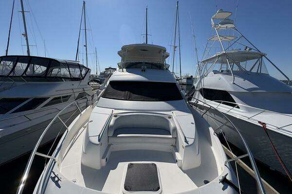 Silverton 453 Motor Yacht Yacht For Sale