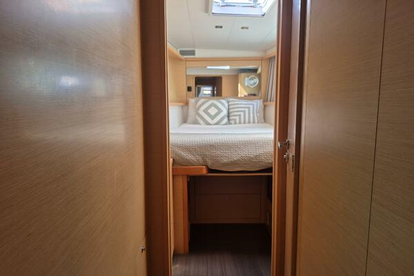 Miss Summer 45ft Lagoon Yacht For Sale