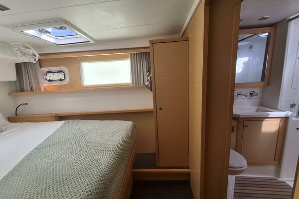 Miss Summer 45ft Lagoon Yacht For Sale