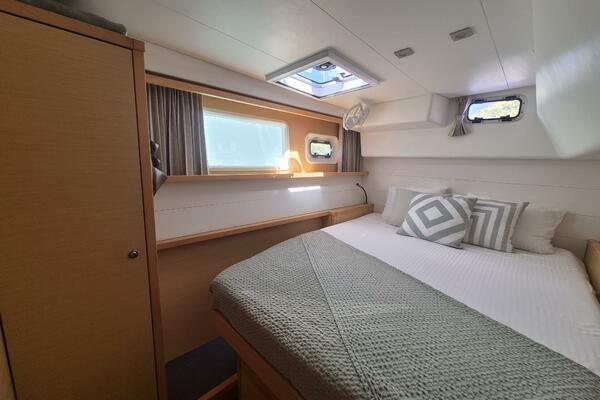 Miss Summer 45ft Lagoon Yacht For Sale